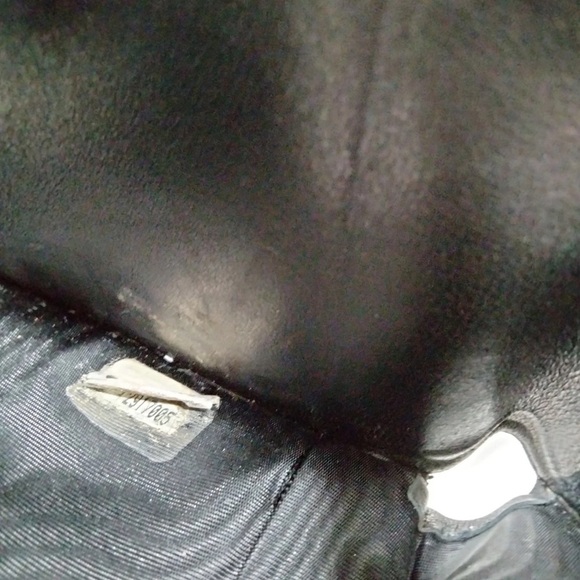 Chanel Black Leather Compact Wallet - Picture 8 of 9